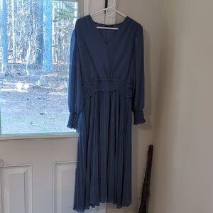 Elegant Blue Long Sleeve Dress